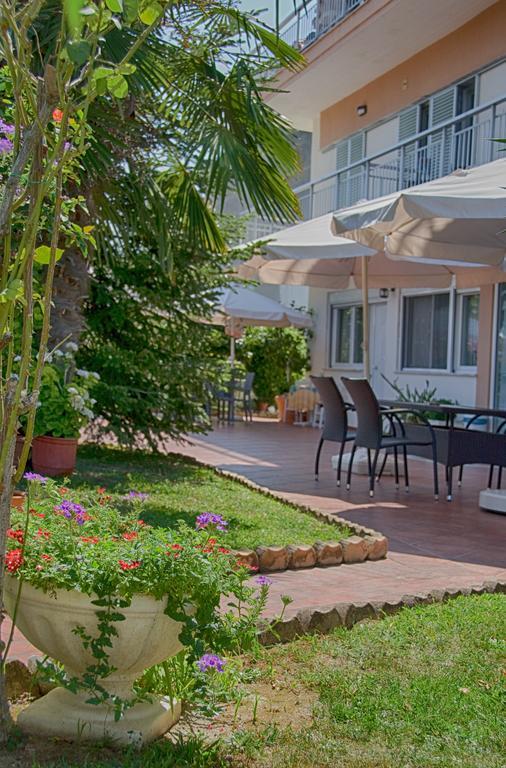 Galini Apartments Olympic Beach Exterior photo